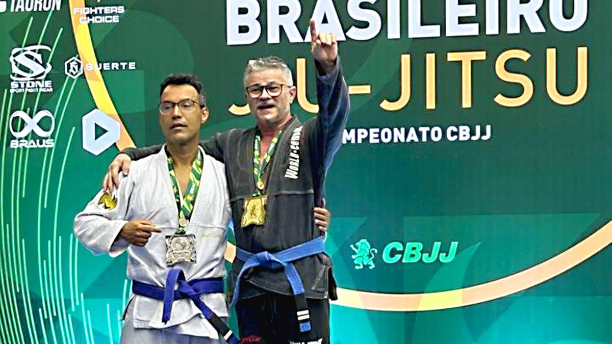 No topo do pódio, Murilo se encontrou no esporte (Arquivo pessoal)
