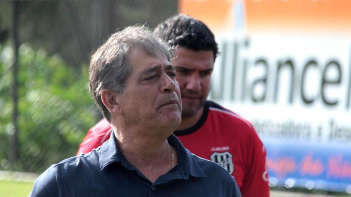 Atual vice-presidente e diretor de futebol da Macaca, Marco Eberlin defende o estilo de jogo mais defensivo, mas aceita avaliar nomes modernos no mercado (Diego Almeida - PontePress)