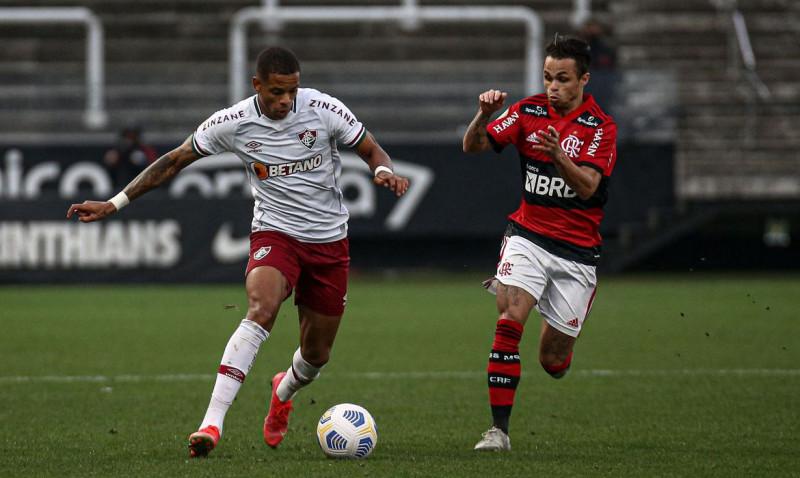 São Paulo - 04/07/2021 - Arena Corinthians.
Fluminense enfrenta o Flamengo esta tarde na Arena Corinthians, pela 9ª rodada do Campeonato Brasileiro 2021.
FOTO: LUCAS MERÇON / FLUMINENSE F.C.
.
IMPORTANTE: Imagem destinada a uso institucional e divulgação, seu
uso comercial está vetado incondicionalmente por seu autor e o
Fluminense Football Club.É obrigatório mencionar o nome do autor ou
usar a imagem.
.
IMPORTANT: Image intended for institutional use and distribution.
Commercial use is prohibited unconditionally by its author and
Fluminense Football Club. It is mandatory to mention the name of the
author or use the image.
.
IMPORTANTE: Imágen para uso solamente institucional y distribuición. El
uso comercial es prohibido por su autor y por el Fluminense Football
Club. És mandatório mencionar el nombre del autor ao usar el imágen. (Lucas Mercon)