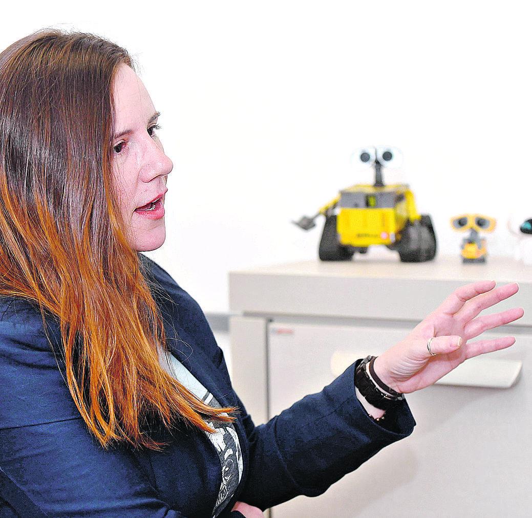 A professora Esther Colombini, do Instituto de Computação: uso de inteligência artificial para derrotar o coronavírus (Divulgação/ Unicamp)