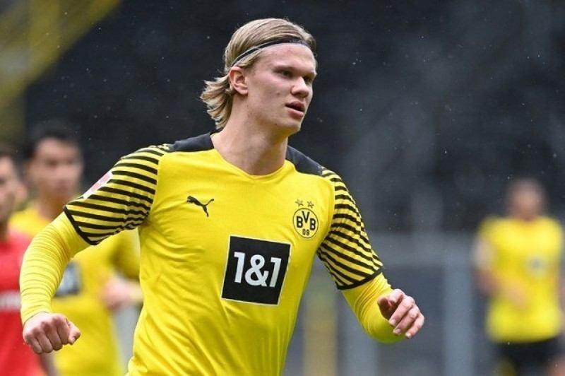 A nova baixa de Haaland é um grande problema para o Borussia nas três competições que disputa. O atacante norueguês é o artilheiro do time na temporada, com nove gols (Divulgação )