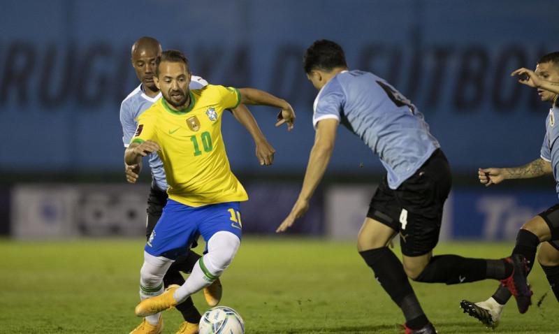Seleção enfrenta Uruguai buscando virtual classificação para Copa (Lucas Figueiredo/CBF)