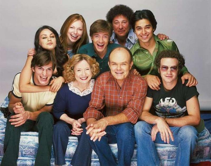Ambientada no mesmo universo que retratou a adolescência da primeira geração do programa, Leia irá conhecer os novos jovens de Point Place, Wisconsin (EUA) (Divulgação)