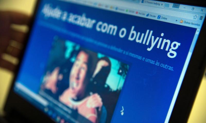 Brasília - O Facebook lançou uma plataforma que oferece ferramentas para ajudar adolescentes, pais e professores a evitar e combater o bullying pela rede social no Brasil (Marcello Casal Jr/Agência Brasil) (Agência Brasil)