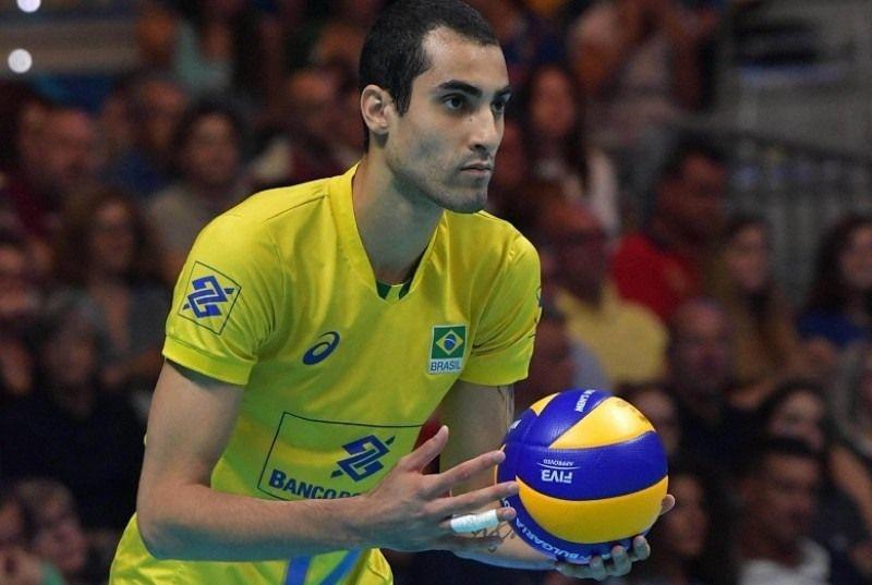 Douglas Souza ganhou destaque nas redes sociais durante a Olimpíada de Tóquio (Divulgação/FIVB)