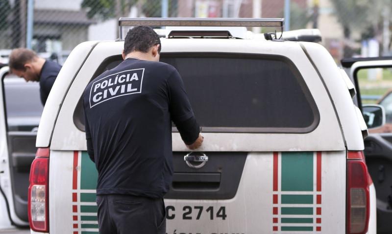 Brasília - Polícia Civil do DF cumpre 28 mandados de prisão e 35 de busca e apreensão como parte da operação “Delivery”, contra o tráfico de drogas durante o carnaval no Distrito Federal. (Marcelo Camargo/Agência Brasil) (Marcelo Camargo/Agência Brasil)