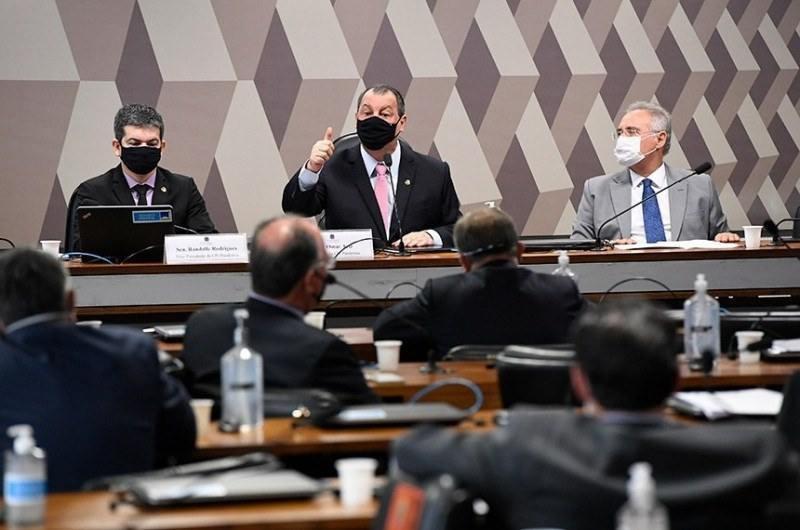 Ivanildo Dias vai à Comissão Parlamentar de Inquérito munido de uma decisão do Supremo Tribunal Federal (STF) que o permite ficar calado e até mesmo não comparecer à sessão (Edilson Rodrigues/Agência Senado)