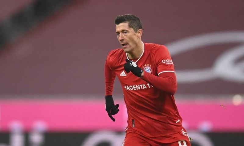 Lewandowski balançou a rede pelo 13º jogo seguido na Bundesliga (Divulgação)