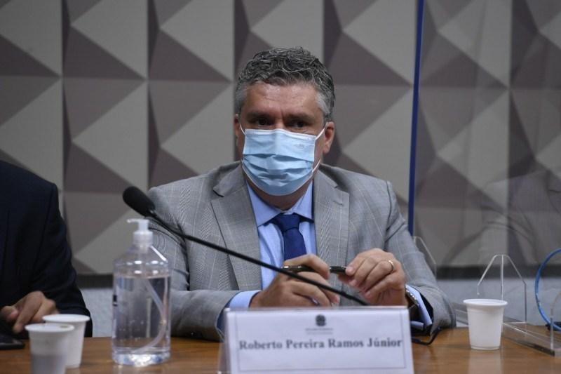 Reunião destinada a ouvir Roberto Pereira Ramos Júnior, diretor da FIB Bank (Edilson Rodrigues/Agência Senado)