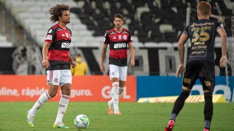 O Flamengo segue em quarto lugar com 28 pontos, em 15 jogos, um a menos do que alguns principais concorrentes como o líder Atlético-MG (Alexandre Vidal / Flamengo)