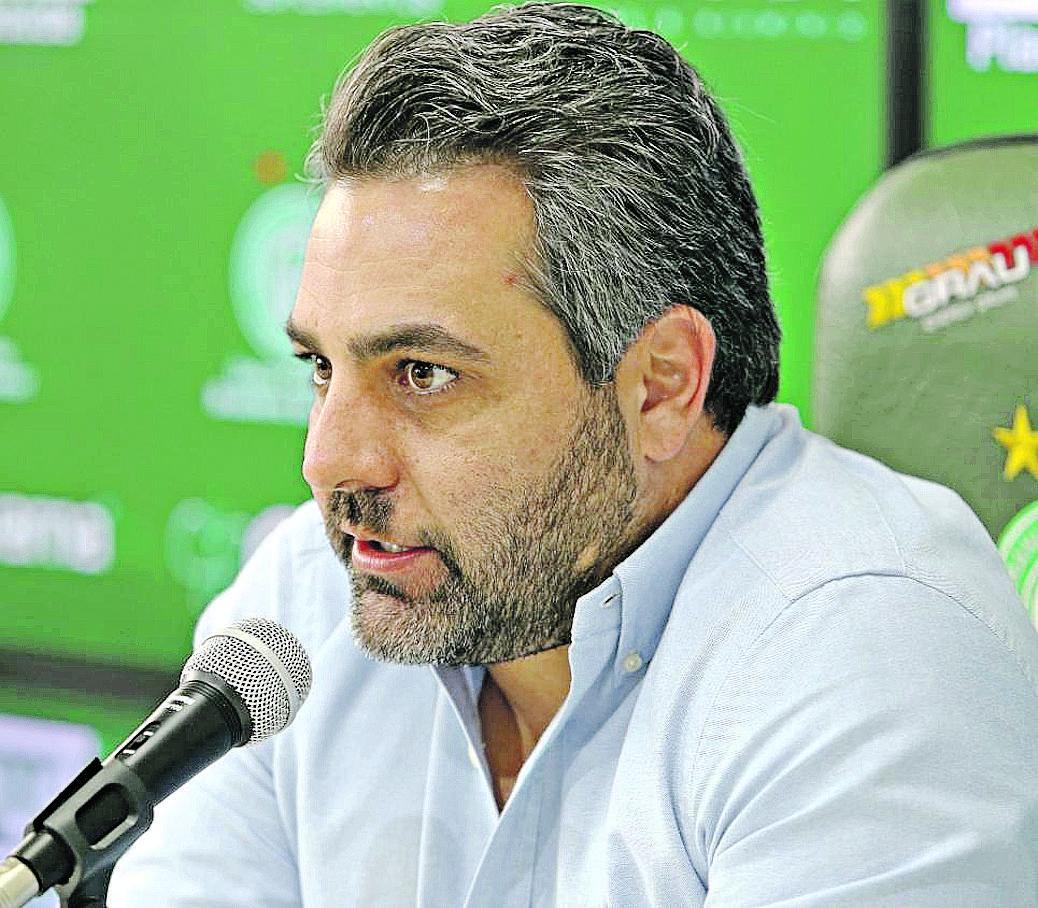 Ricardo Mois?s convocou uma coletiva para explicar o posicionamento do Guarani em rela??o ? partida (Importação)