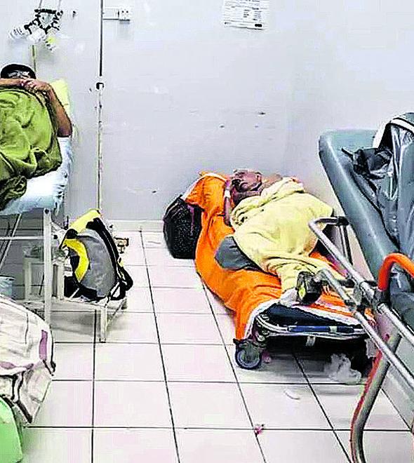 Com a retomada do aumento de casos em Manaus, idosos chegaram a dividir quarto com um cadáver em hospital (Reprodução/Redes Sociais)