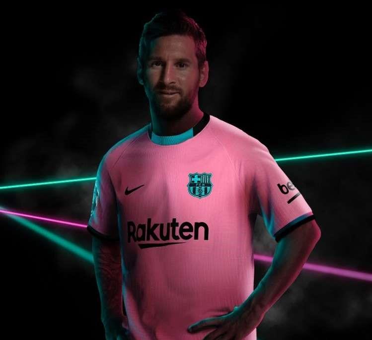 Messi é garoto-propaganda da nova terceira camisa do Barcelona para 2020/2021r
 (Divulgação/Barcelona)