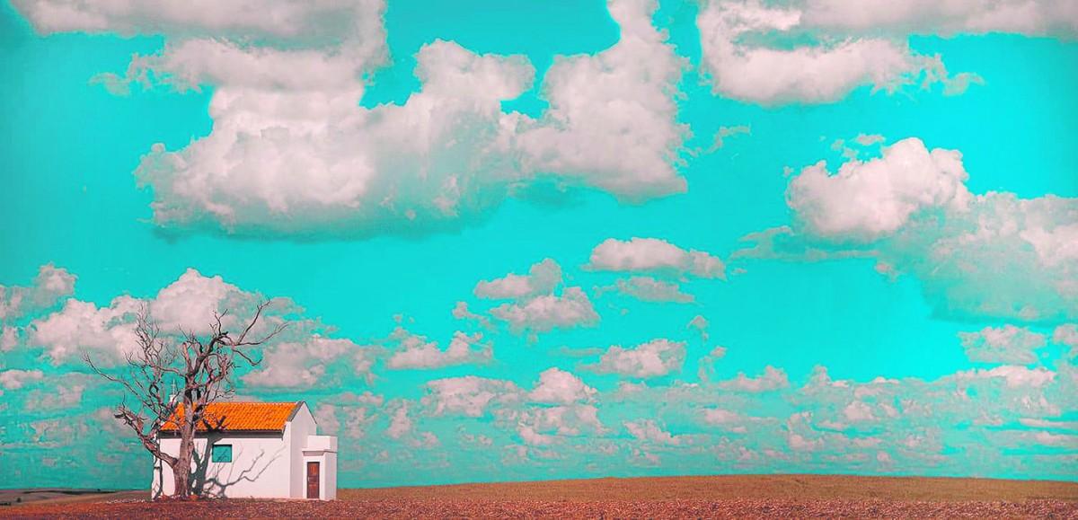 Capela na área rural de Mombuca, próximo a Capivari, dá toque de pintura a uma "cena de quadro" (Del Rodrigues/Especial para a AAN)