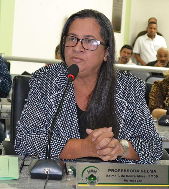 A vereadora de Monte Mor, Selma Fernandes de Souza Alves (MDB), conhecida como Professora Selma (Divulgação)