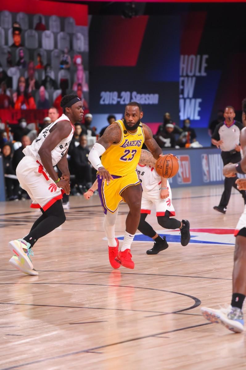 O Toronto Raptors venceu o Los Angeles Lakers por 107 a 92 (AFP)