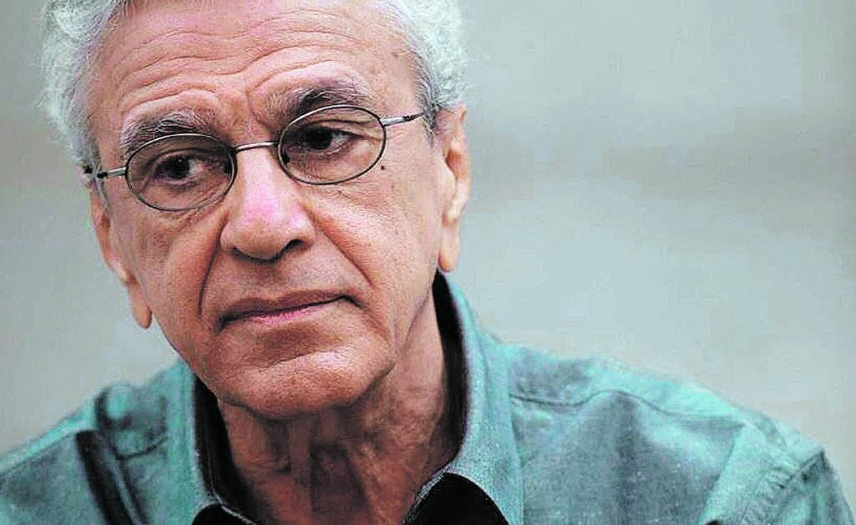Documentário sobre o cantor e compositor Caetano Veloso é o único filme brasileiro selecionado no 77º Festival Internacional de Veneza (Divulgação)