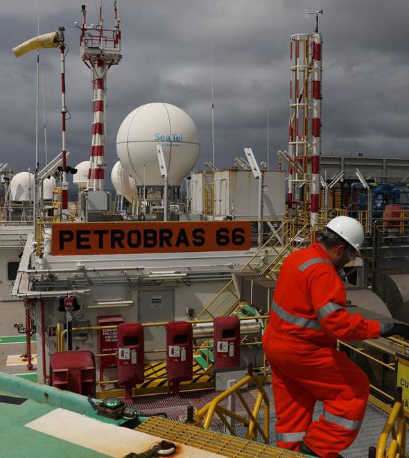 A  Petrobras aprovou  o início do processo de contratação de três novas plataformas do tipo FPSO (sigla em inglês para a unidade que produz, armazena e transfere petróleo e gás) (Divulgação)