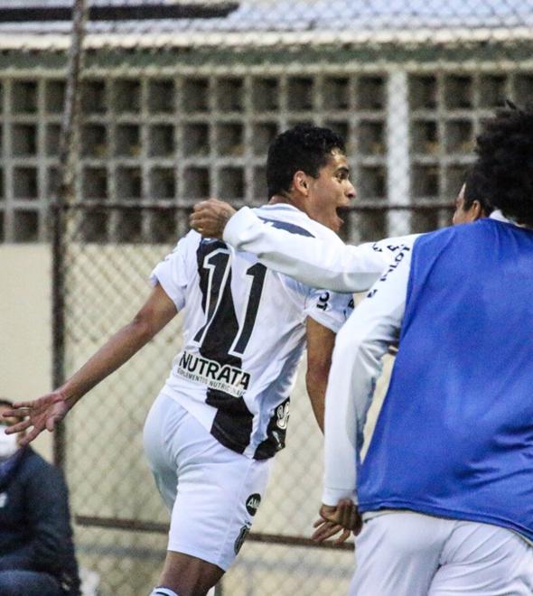 Bruno Rodrigues marcou o gol que classificou a Ponte para a pr&oacute;xima fase do Paulist&atilde;o (Ponte Press/Luiz Guilherme Martins)