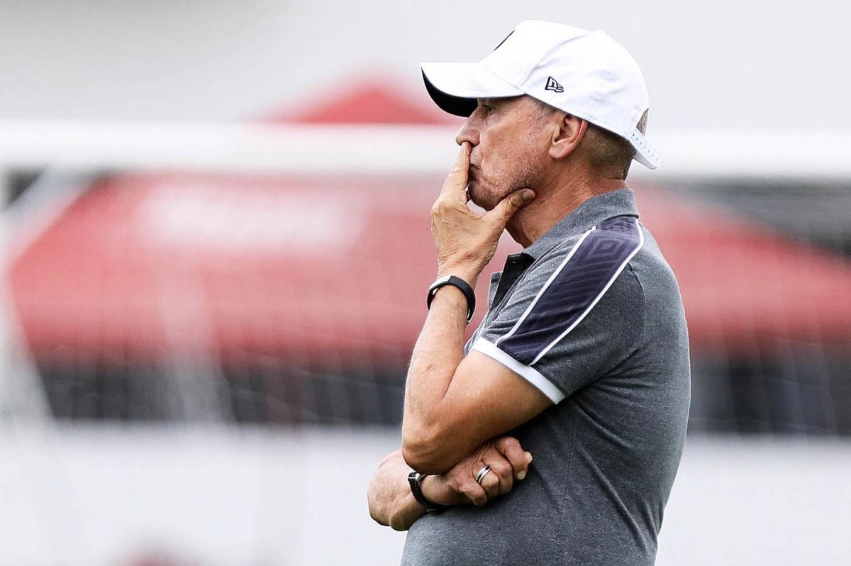 Jesualdo só é mais novo que o turco Hamdi Yilmaz, do Keçiörengücü, time da segunda divisão da Turquia (Divulgação / Pedro Ernesto Guerra Azevedo / Santos FC)