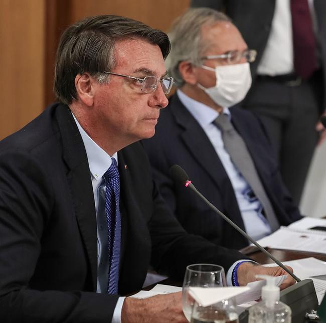Bolsonaro apresentou febre e realizou exames. Resultado sai na terça (7) (Marcos Correa/PR)