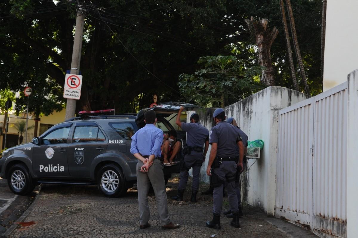 Os suspeitos confessaram ter matado no dia 29 do mês passado, o motorista de aplicativo Luiz Otávio Comissio, de 23 anos, por conta de um desacordo comercial (Wagner Souza/AAN)