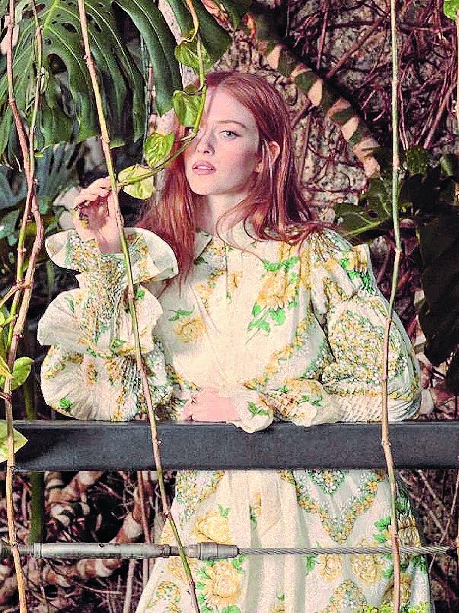 A atriz e youtuber Larsen Thompson para a marca Hello Fashion's (Nick Thompson)