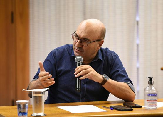 Em menos de oito horas, o prefeito de Campinas, Dário Saadi (Republicanos), lançou duas importantes ações: uma social e outra econômica (Carlos Bassam/Divulgação)