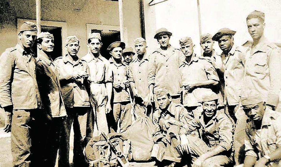 O Segundo Batalhão da 5.ª Companhia do 6.° Regimento de Infantaria do Exército Brasileiro, com Justino Alfredo (Associação dos Expedicionários Campineiros)