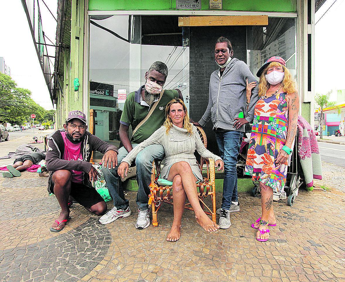 Moradores de rua constituem núcleo fraterno sob o sígno da privação  (Diogo Zacarias/ Correio Popular)