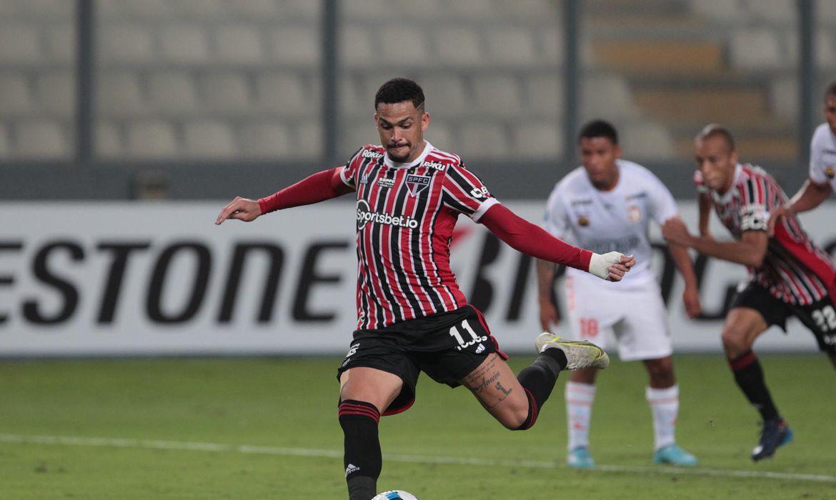 Tricolor do Morumbi supera o Ayacucho por 3 a 2 de virada (Rubens Chiri/sãopaulofc.net)