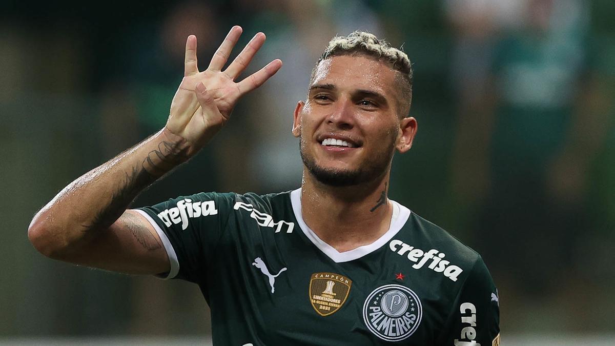 Com quatro gols, o atacante Rafael Navarro (foto) é o destaque (Cesar Greco/ Palmeiras)