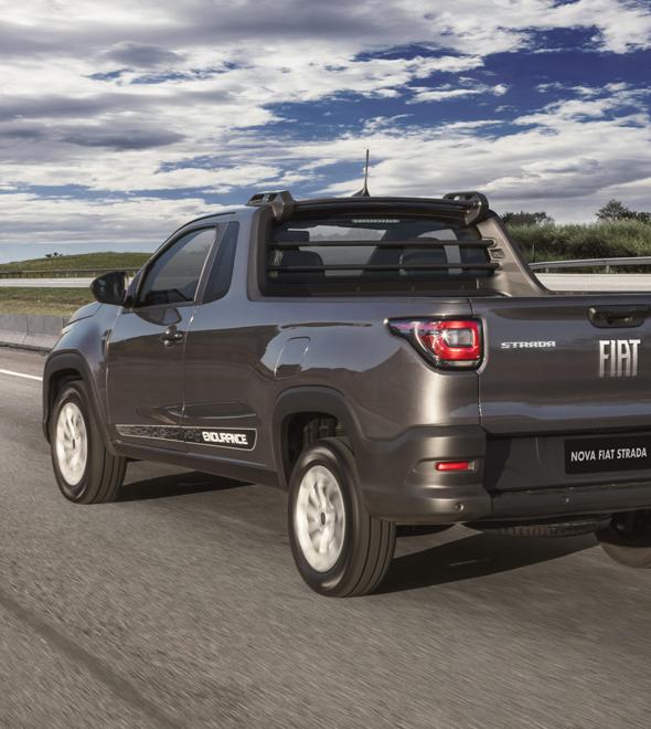 Versão cabine Plus da nova geração da picape Fiat traz mais conforto e espaço interno (Divulgação)