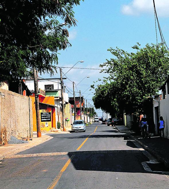 A rua onde teria acontecido o estupro de vulnerável: suspeito tem 48 anos e seu paradeiro é desconhecido após ter sido agredido por moradores (Wagner Souza/AAN)