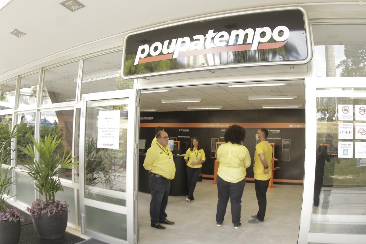 Com capacidade para 800 pessoas por dia, Poupatempo oferece 197 serviços (Kamá Ribeiro)