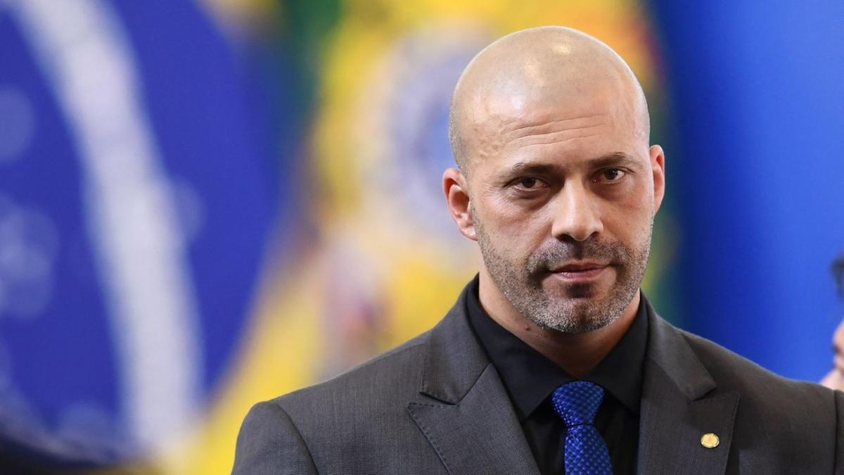 A defesa de Silveira quer para anular a decisão do STF e solicitar a extinção da punibilidade com base no indulto presidencial (Divulgação)