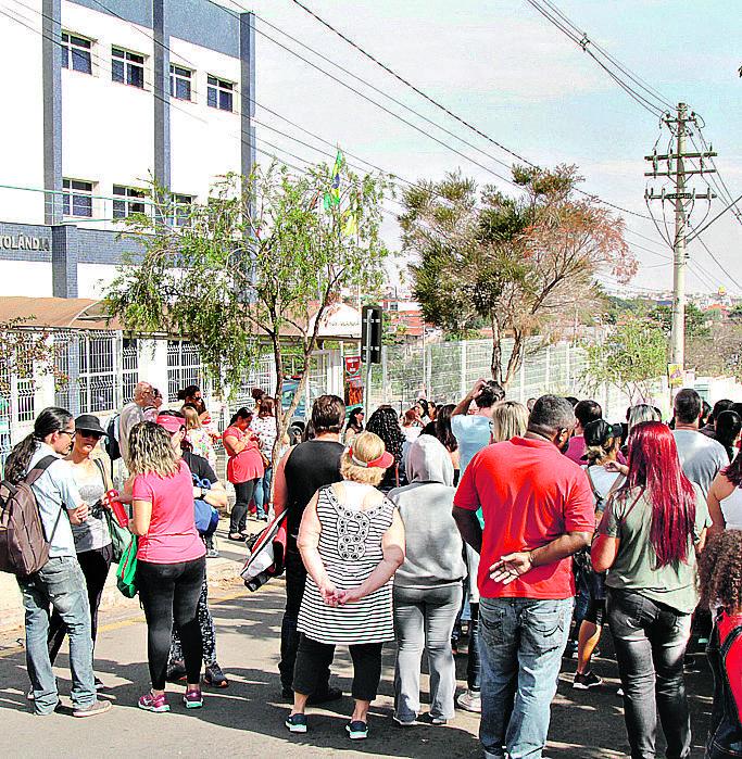 De acordo com sindicato, 80 % da Saúde e 70% da Educação pararam  (Thomaz Marostegan/Especial para AAN)