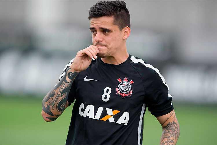 Fagner tem lesão na vitória em cima do Flamengo e fica de fora no Campeonato Brasileiro (Daniel Augusto Jr. / Ag. Corinthians)