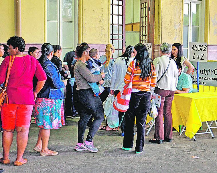É beneficiado quem possui renda per capita de até R$ 93,00 mensais (Lizandra Perobelli/Especial para a ANN)