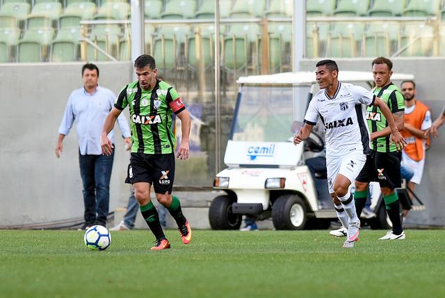 América-MG e Ceará não saíram do zero no Independência (Mourão Panda / América)