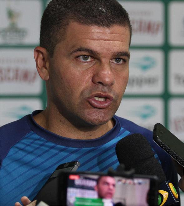 Umberto Louzer: O fator emocional é preponderante para continuar nessa briga e coroar esse ano brilhante que a gente tem vivido (Luciano Claudino/EC)