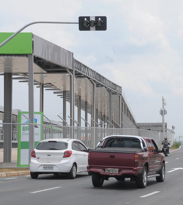 Trecho recém-inaugurado do BRT na Avenida Camucim, nas imediações do Terminal Santa Lúcia: projeto total da obra já tem 13 trechos liberados para circulação (Matheus Pereira/AAN)