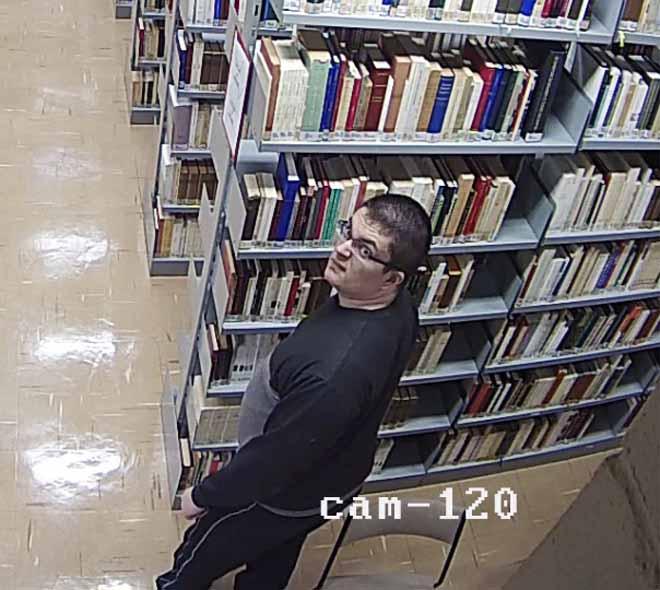 Polícia detém suspeito de pichar biblioteca (Divulgação)