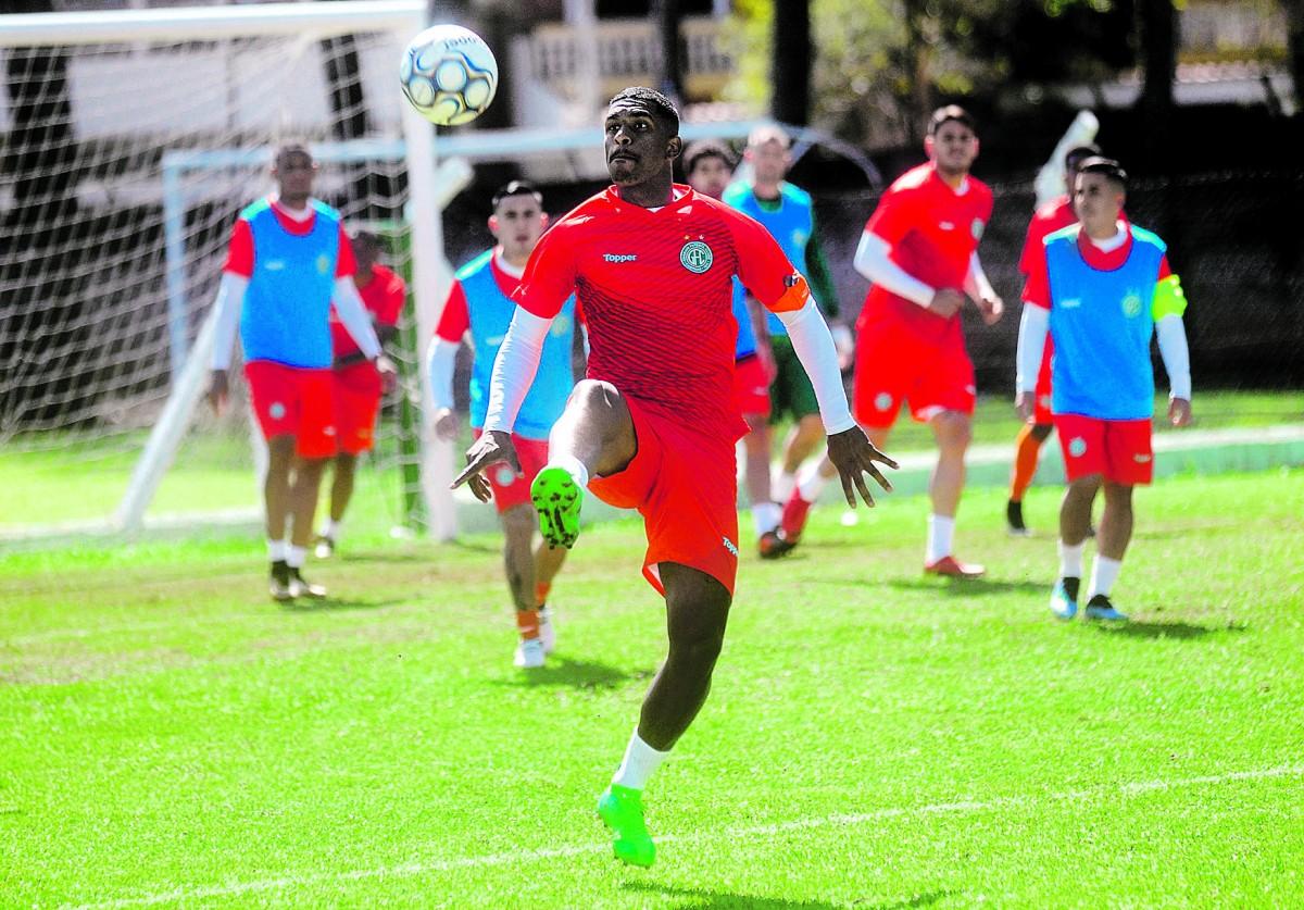 A entrada de Felipe Rodrigues entre os titulares será a novidade da equipe bugrina, que vem embalada pelas vitórias sobre o Brasil de Pelotas e Londrina: 29 pontos na classificação (Matheus Pereira/Especial para AAN)
