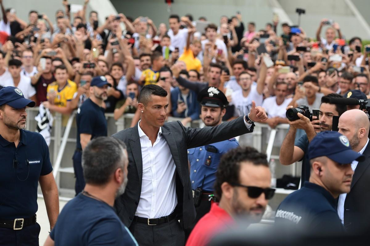 Ronaldo nega retrocesso com ida à Juventus e mira levá-la ao 'nível mais alto' (AFP)