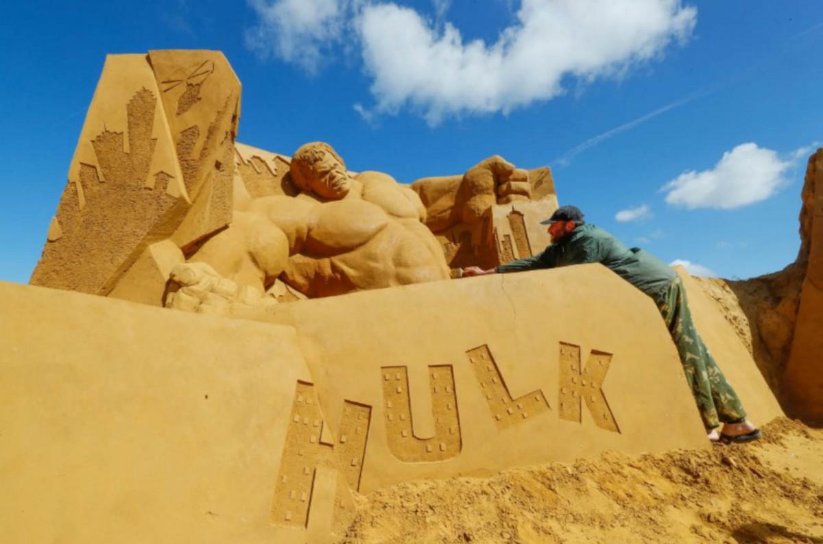 Bélgica sedia maior festival de esculturas de areia (Divulgação)