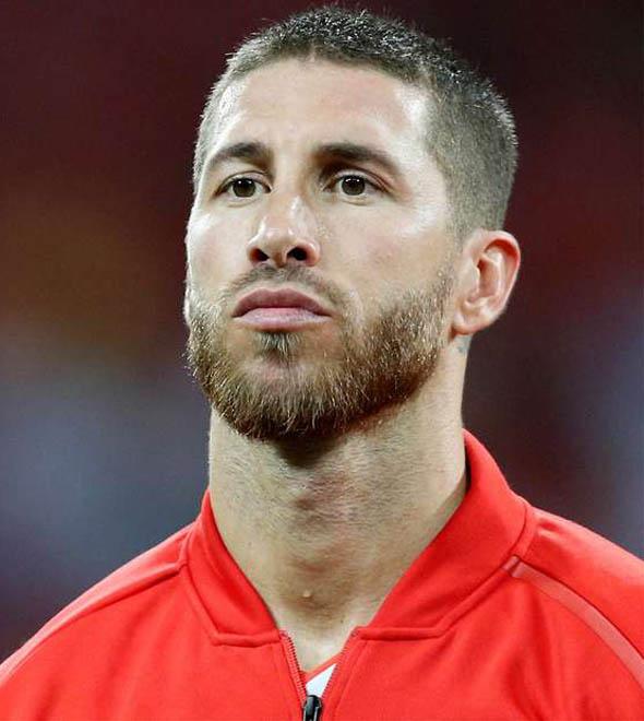 Sergio Ramos alfineta Maradona e diz que Messi é melhor (AFP)