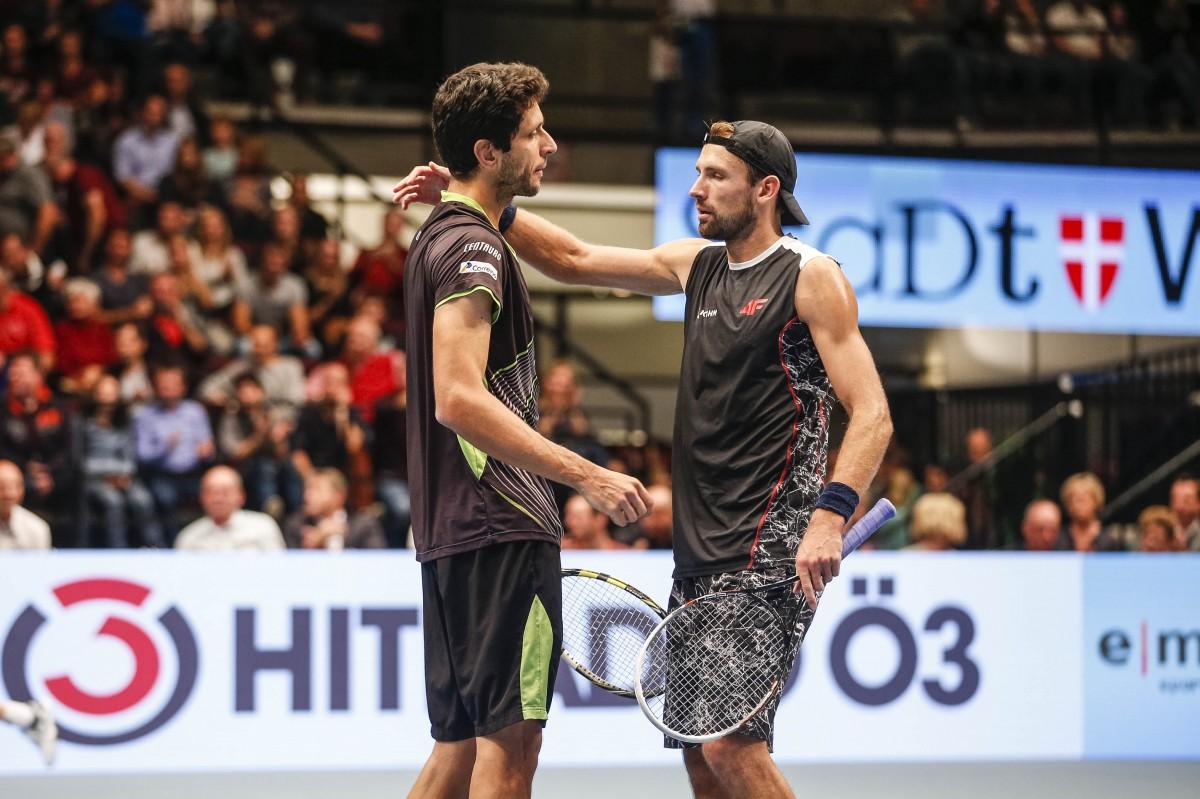Com bicampeonato de Wimbledon na mira, Melo e Kubot estreiam com vitória em Halle (Divulgação)