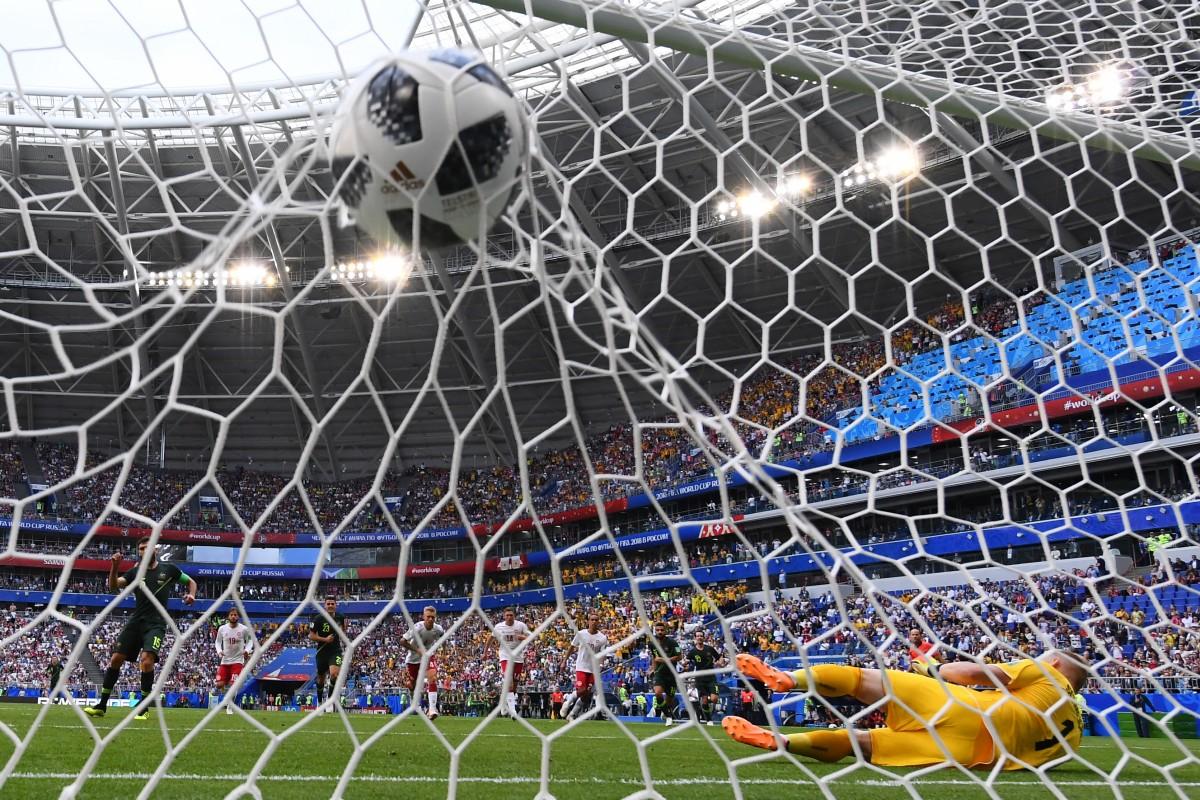 Com auxílio do VAR, Austrália busca empate com a Dinamarca e segue viva na Copar
 (AFP)