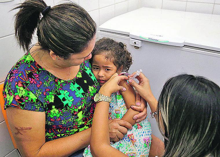 Balanço: 4,4 milhões de crianças menores de 5 anos não foram vacinadas (Agência Brasil)